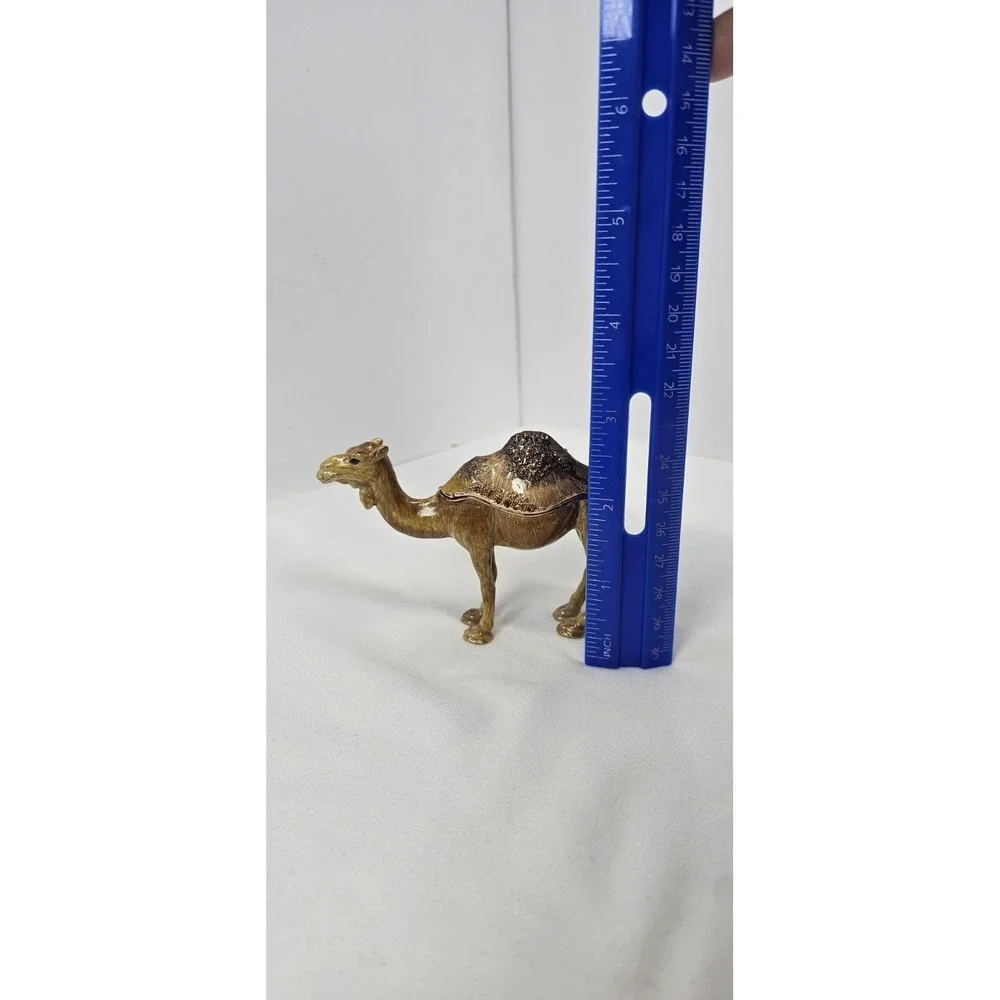 RUCINNI Camel‎ Jeweled Trinket Box Swarovski Crystal Hinged Minor Damage